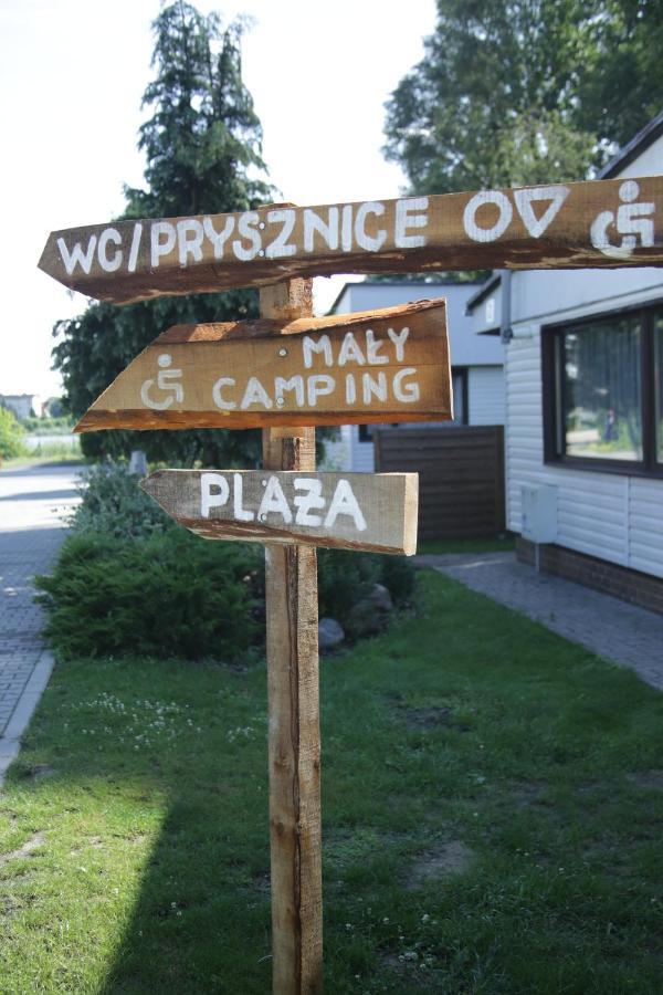 Camping Oaza Blonie Kornik Domki Standard Plus - 3 Pokoje ภายนอก รูปภาพ