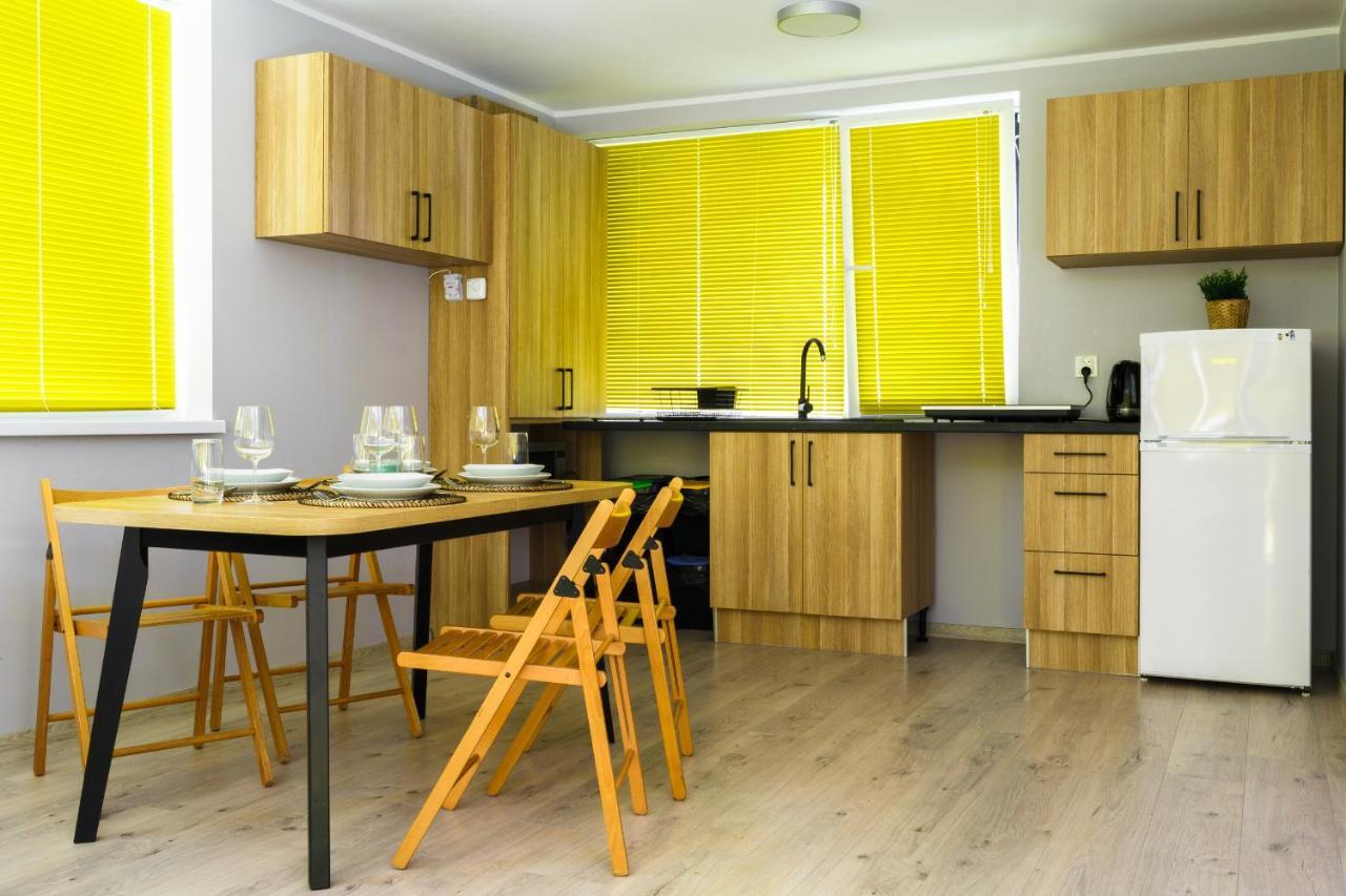 Camping Oaza Blonie Kornik Domki Standard Plus - 3 Pokoje ภายนอก รูปภาพ